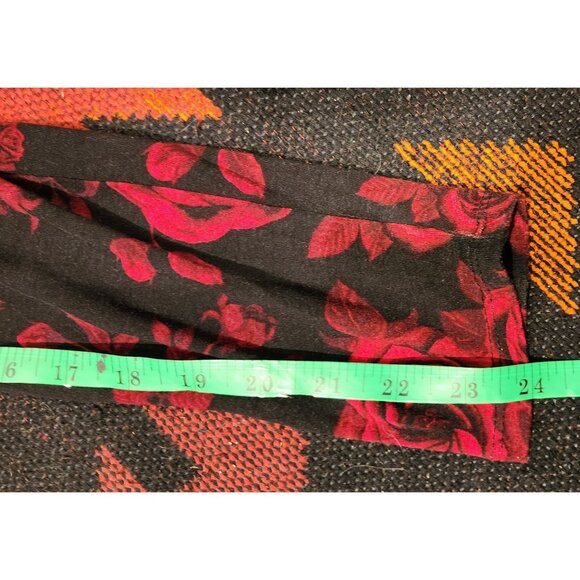 Torrid Super Soft Black & Red Rose Print Long Sleeve Tunic Top Size 1 - Picture 7 of 13
